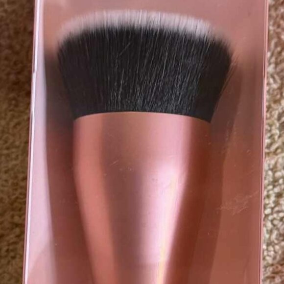 Real Techniques Bundle: Beauty Blender Sponges and Makeup Brushes BRAND NEW - Picture 4 of 7